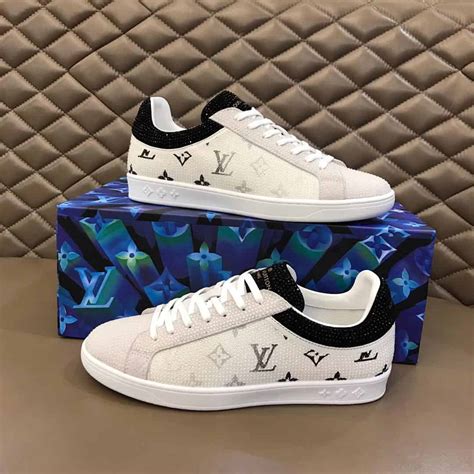 louis vuitton shoes men 2017|Louis Vuitton men's shoes cost.